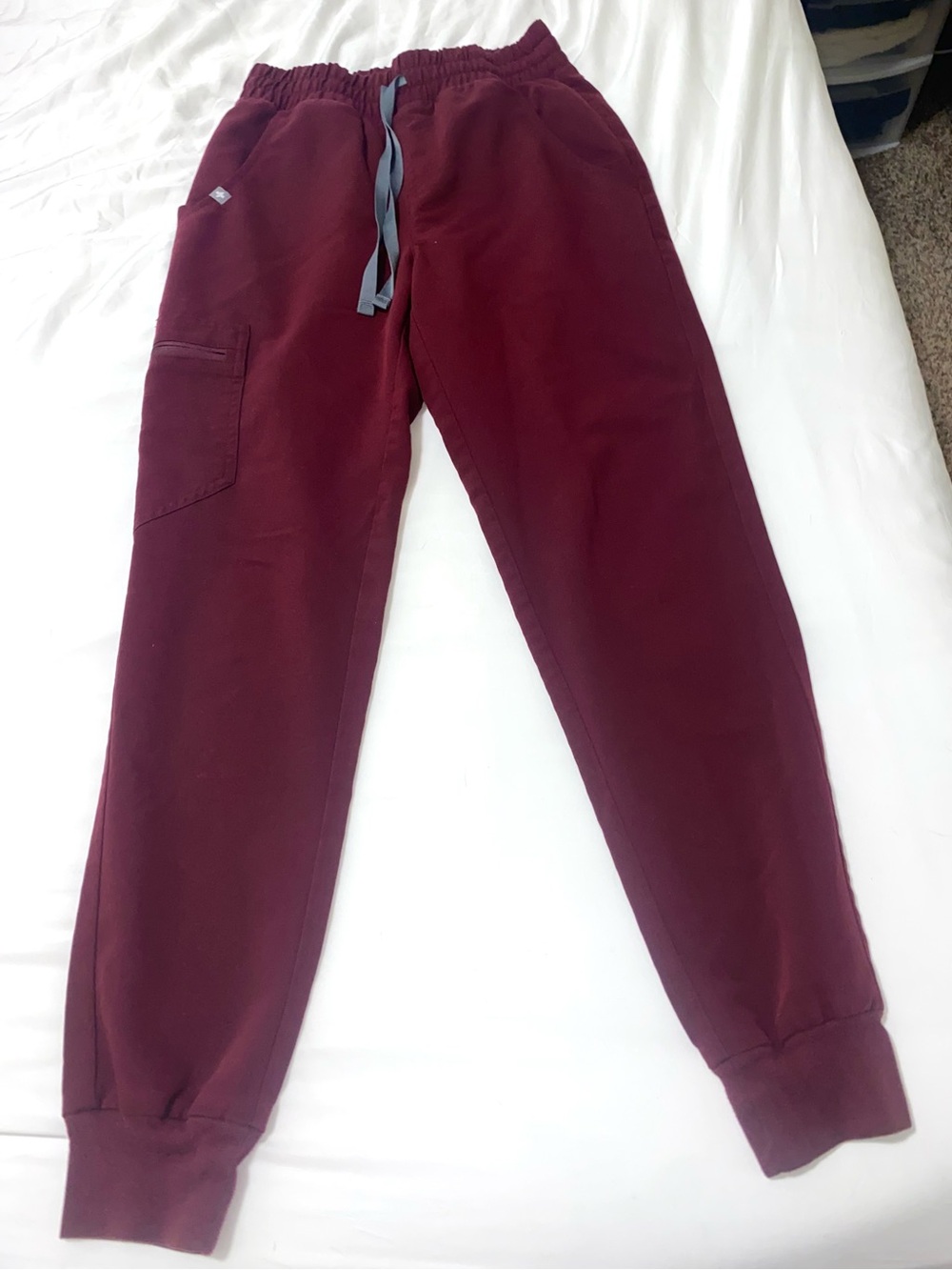 Figs Burgundy Jogger Pants in petite XXS